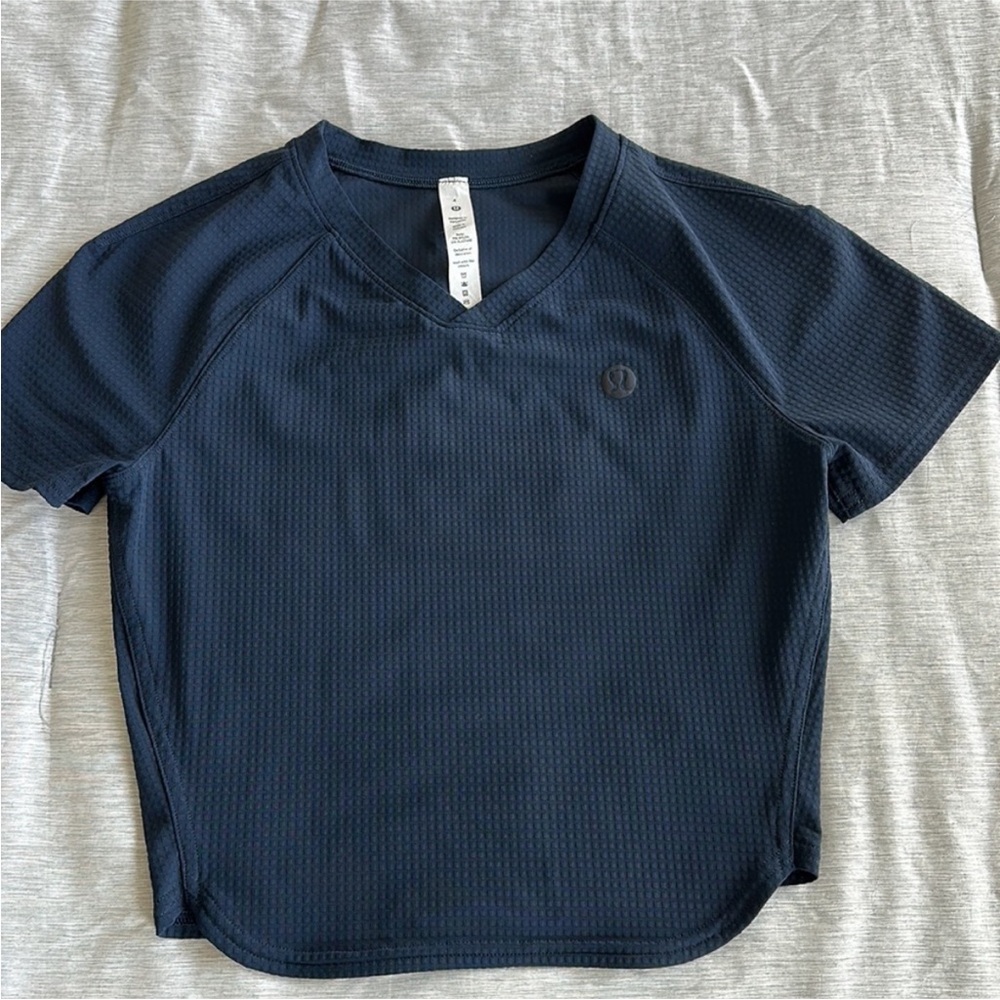 lululemon cropped tennis tee